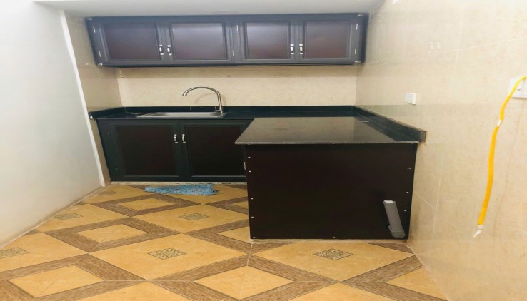 Cho thuê căn hộ TT Tầng 4 ngõ 165 Tây Sơn, 60m2, 2 ngủ, 1 WC, 8 Triệu